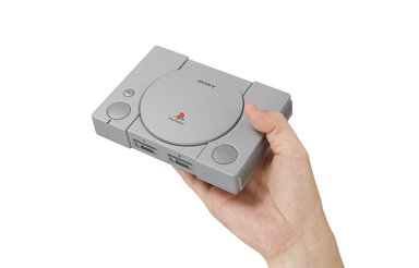 PLAYSTATION CLASSIC MINI + 2 CONTROLES + 20 JUEGOS - 3