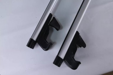 BARRAS PORTAEQUIPAJE 1.35 MT UNIVERSAL + LLAVE SEGURIDAD - 4