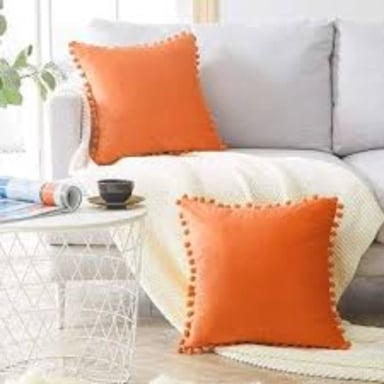 SET DE 2 COJINES DE TERCIOPELO CON POMPOM - NARANJO - 3