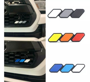 EMBLEMA INSIGNIA REJILLA TRICOLOR ACRÍLICO TOYOTA GRIS - 2