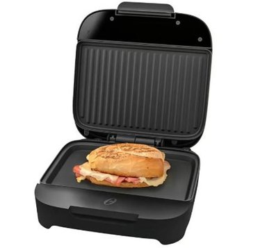 SANDWICHERA COMPACTA CON PLATOS HONDOS CKSTSM400 OSTER - 2
