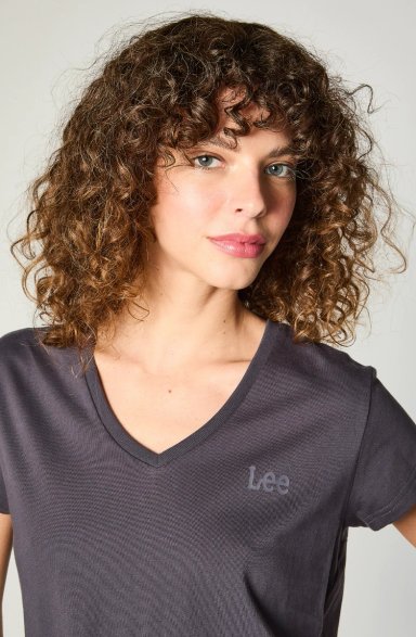 POLERA MUJER RELAXED V NECK GREY - 3