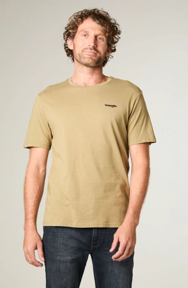 POLERA HOMBRE GRAPHIC REG TEE REGULAR FIT VERDE MILITAR - 1