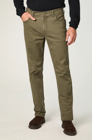 PANTALON HOMBRE GREENSBORO TWILL STRAIGHT TIRO MEDIO VERDE - 1