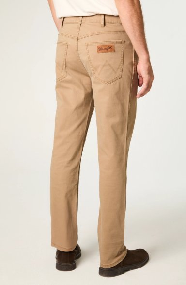PANTALON HOMBRE GREENSBORO TWILL STRAIGHT TIRO MEDIO CAMEL - 3