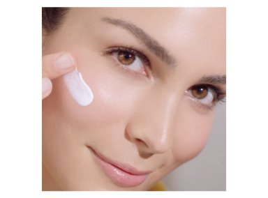 CREMA FACIAL GARNIER HIDRATANTE EXPRESS ACLARA SPF 30 50 ML - 7