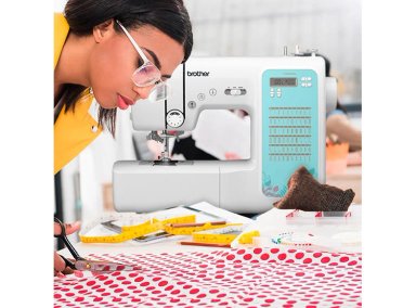 MÁQUINA DE COSER COMPUTARIZADA BROTHER CS6000XL - 4