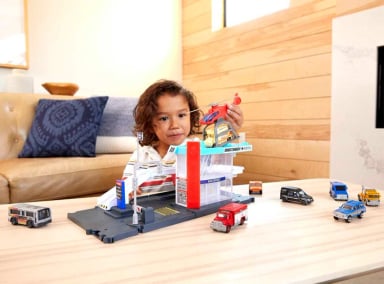 SET DE JUEGO MATCHBOX ACCION / MODELO ALEATORIO - 7