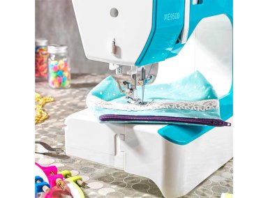 MAQUINA DE COSER MERRIT ME 9500 - 9
