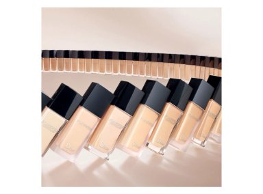 BASE DE MAQUILLAJE DIOR FOREVER SKIN GLOW 30 ML - 7