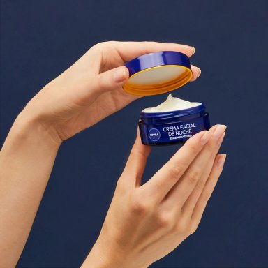 CREMA FACIAL NIVEA HIDRATANTE NOCHE REGENERADORA 50 ML - 6
