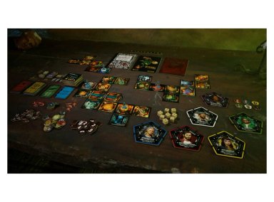 JUEGO DE CARTAS HASBRO GAMING AVALON HILL 3RA EDICIÓN - 4