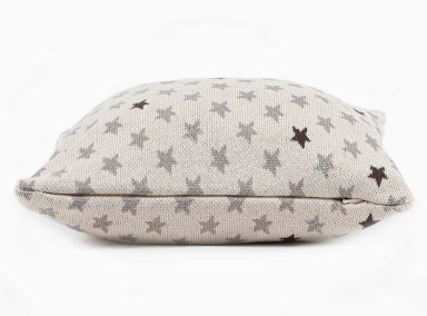 COJIN NINA HERRERA TEJIDO ESTRELLITA 30 X 30 CM GRIS - 2