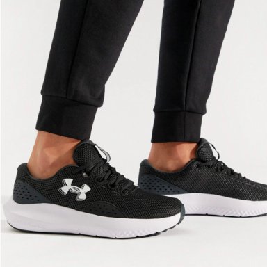 ZAPATILLAS HOMBRE UNDER ARMOUR RUNNING NEGRO CHARGED SURGE 4 - 7