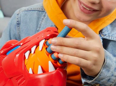 LANZADOR NERF JUNIOR WILD LIONFURY - 13