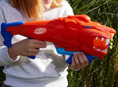 LANZADOR NERF JUNIOR WILD LIONFURY - 14
