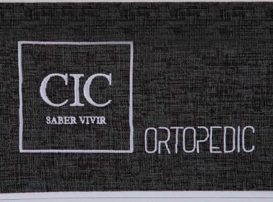 JUEGO DE DORMITORIO CIC CAMA DIVAN ORTOPEDIC 1.5 PLAZAS NEGRO + RESPALDO VILLARRICA - 8