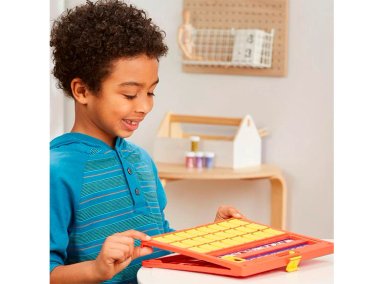 JUEGO DE MESA HASBRO GAMING ADIVINA QUÉN? - 11