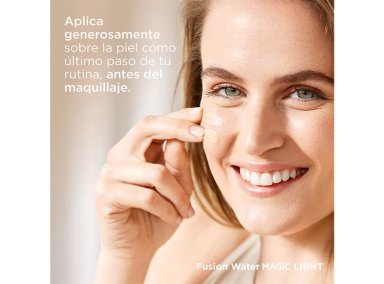 PROTECTOR SOLAR FACIAL ISDIN FUSION WATER MAGIC COLOR LIGHT SPF 50 50 ML - 6