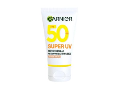 PROTECTOR SOLAR GARNIER SUPER UV DE EXPRESS ACLARA ANTI-MANCHAS CON PROTECTOR SOLAR TOQUE SECO COLOR MEDIO 37 ML - 1