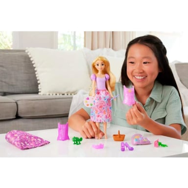 MUÑECA DISNEY PRINCESAS SET DE JUEGO RAPUNZEL CAMBIO DE VESTIDO - 2