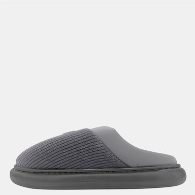 PANTUFLAS HOMBRE KENNETH STEVENS - 1