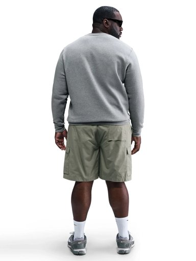 POLERÓN HOMBRE NIKE FN3886-063 GRIS CUELLO REDONDO CLUB - 2