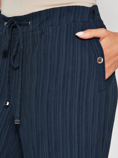 PANTALÓN MUJER CACHAREL TEXTURADA - 4