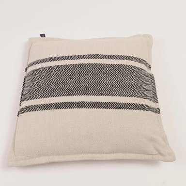 COJÍN MAISON LINETT HORIZONTAL TIERRA 50X50 CM - 3