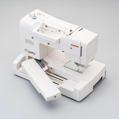 BORDADORA JANOME MEMORY CRAFT 100E - 8