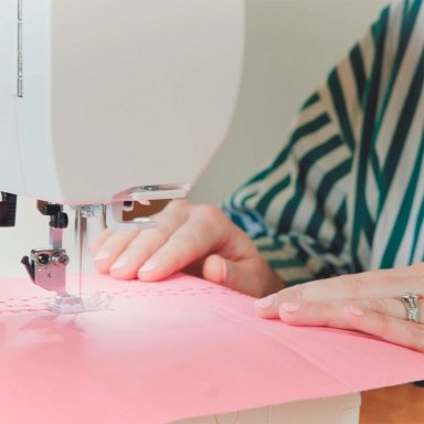 MÁQUINA DE COSER BORDAR JANOME MEMORY CRAFT 1000 - 10