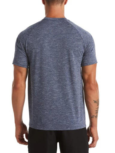POLERA MANGA CORTA HOMBRE NIKE ESSENTIALS DRI-FIT UPF 40 - 2