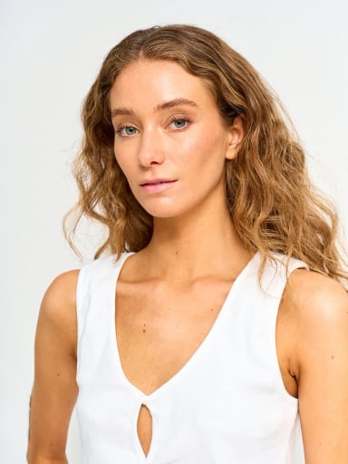POLERA MUJER BARBADOS ALGODÓN SIN MANGAS CUT OUT - 3