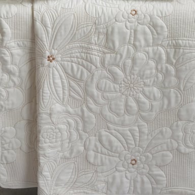 QUILT ANDES BORDADO FLORENCIA 1.5 PLAZAS BEIGE - 4