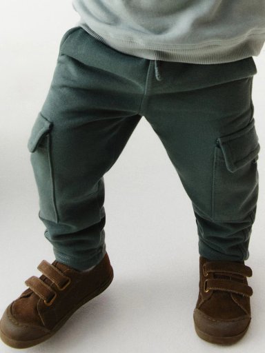 PANTALÓN BUZO NIÑO SFERA JOGGER CARGO - 2