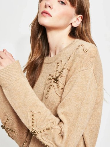 SWEATER MUJER TATIENNE BORDADO FLORES Y TACHAS - 3
