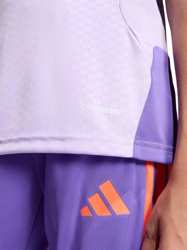 CAMISETA DE FÚTBOL NIÑO ADIDAS UNIVERSIDAD DE CHILE ENTRENAMIENTO TIRO26 MORADO - 5