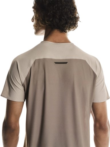 POLERA DEPORTIVA HOMBRE ON PERFORMANCE  - 3
