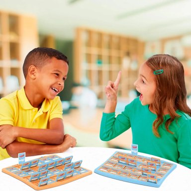 JUEGO DE MESA HASBRO GAMES EDICIÓN BLUEY ¿ADIVINA QUIÉN? - 4