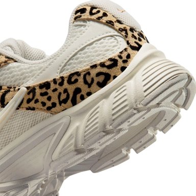 ZAPATILLAS MUJER NIKE URBANO BEIGE V5 RNR SUEDE XLPD - 8