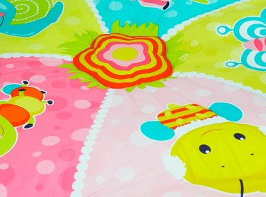 GIMNASIO INTERACTIVO BEBE ACOLCHADO JUGUETES COLGANTES ROSA - 2