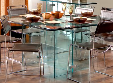 MESA DE COMEDOR RIPLEY HOME CLEAR 150 CM - 1