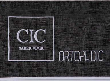 JUEGO DE DORMITORIO CIC CAMA EUROPEA ORTOPEDIC BD 2 PLAZAS + RESPALDO VILLARRICA NEGRO - 8