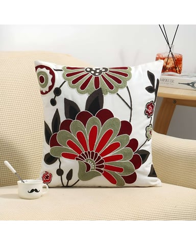 JUEGO DE 4 FUNDAS BORDADAS 45X45 F07 - 3