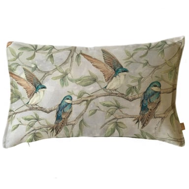 FUNDA COJÍN MARGARITA SCHEEL PARA CASA ALVARINHO MARISA GOLONDRINAS 50 X 30 CM MULTICOLOR - 1