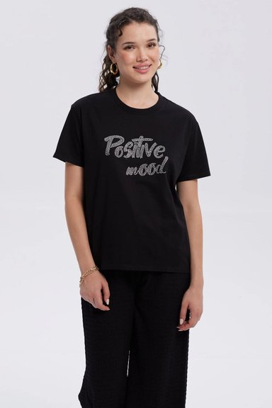 POLERA MUJER PRINT CON APLICACION NEGRO - 4