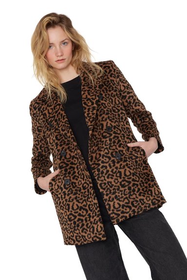 ABRIGO GRACIA ANIMAL PRINT CAMEL JACINTA TIENDA - 1