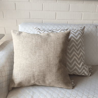 COJÍN ELIZABETH PEPER DECORATIVO DISEÑO ZIGZAG RELLENO 45 X 45 CM BEIGE CREMA BLANCO - 2