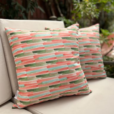 FUNDA COJÍN DECORATIVO DISEÑO PINCELES ROSA VERDE 50X50 - 3