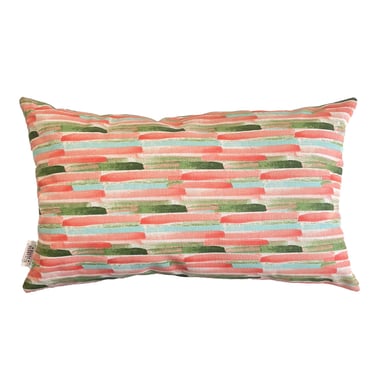 COJÍN DECORATIVO DISEÑO PINCELES ROSA VERDE 80X40 RELLENO - 1